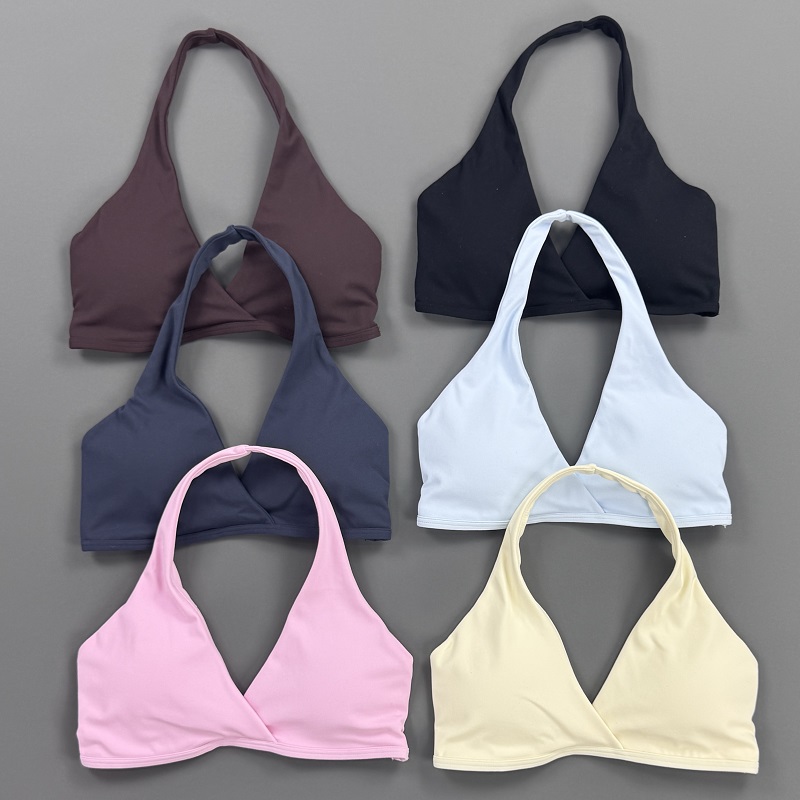 Crop Top Crochet - เสื้อออกกำลังกายผู้หญิง ทรงฮอลเตอร์เน็ค สปอร์ตบรา คอไขว้ด้านหน้า คอวี มีฟองน้ำเสริม