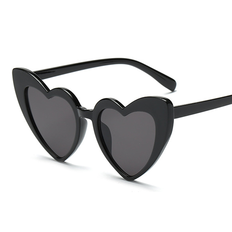แว่นกันแดดทรงหัวใจ รุ่นวินเทจ  - Sunglasses Cat Eye บทวิจารณ์และราคา